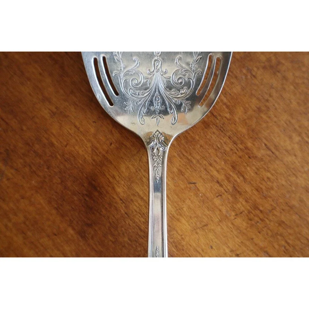 N/A used tarnish